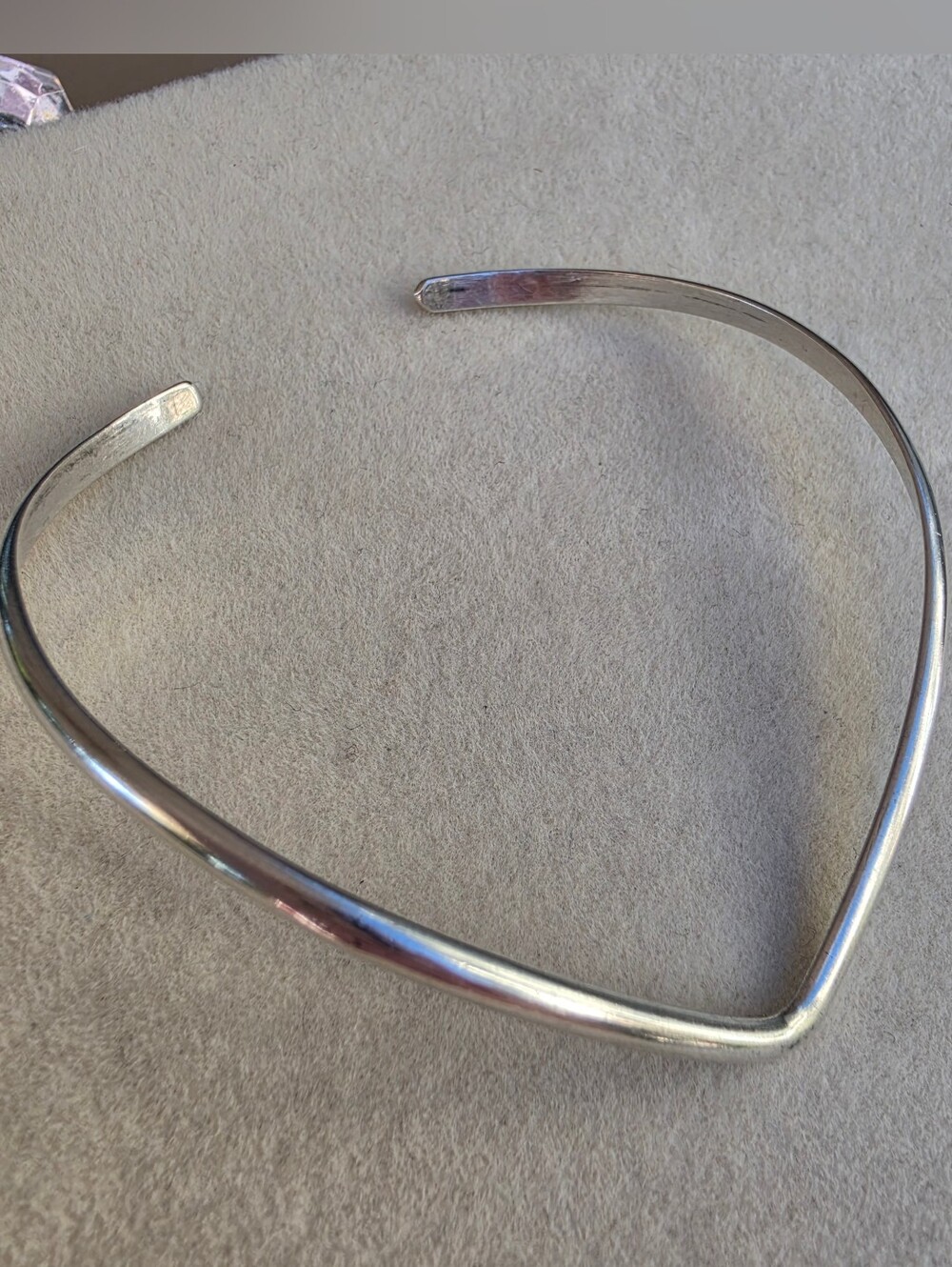 925 Sterling Silver V-Front Chevron Minimalist Open Cuff Bracelet • 6.38g